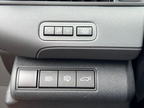 New 2026 Toyota C-HR AWD/4WD image 36