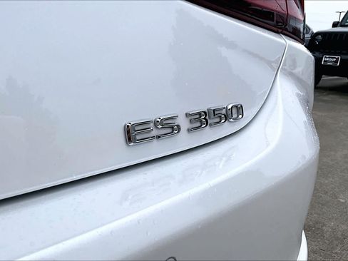 Used 2024 Lexus ES 350 w/ Premium Package FWD image 28