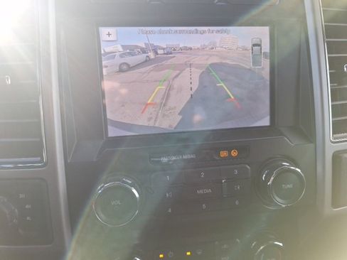 Used 2019 Ford F250 Lariat w/ Chrome Package image 13