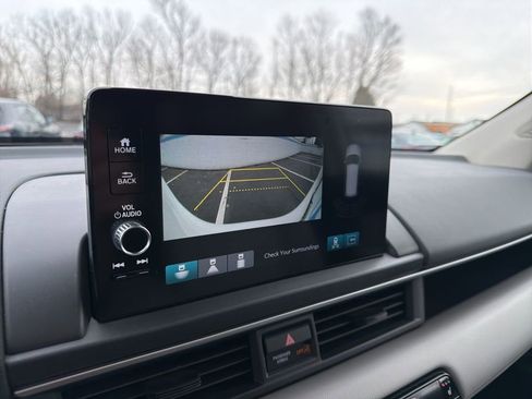 Certified 2023 Honda Pilot Touring image 32