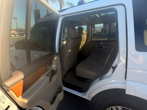 Used 2014 Land Rover LR4 HSE LUX AWD/4WD image 9