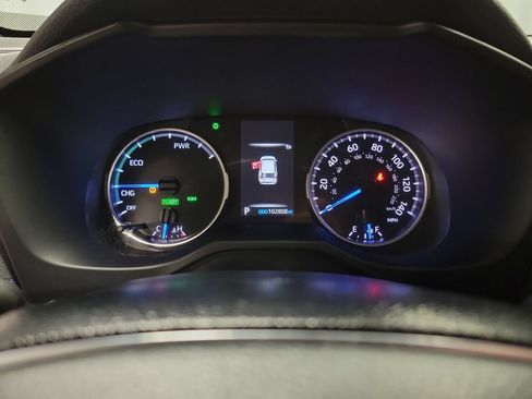 Used 2022 Toyota RAV4 SE w/ Convenience Package AWD/4WD image 26