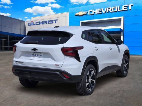 New 2026 Chevrolet Trax RS w/ Driver Confidence Package FWD image 8