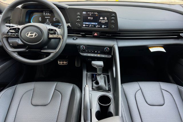New 2026 Hyundai Elantra SEL Sport FWD image 12
