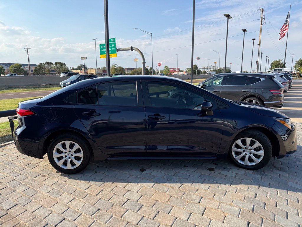 Used 2024 Toyota Corolla LE FWD image 6