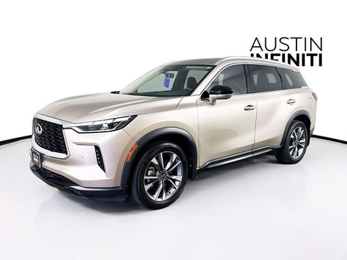 Used 2023 INFINITI QX60 Luxe w/ Cargo Package AWD/4WD image 3