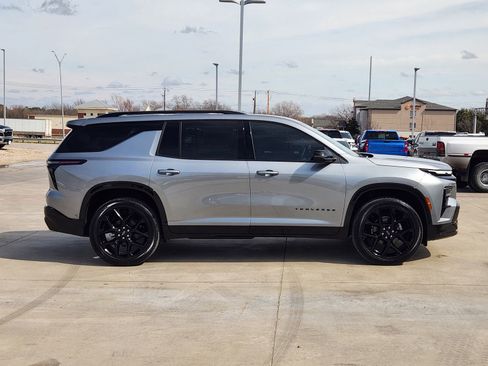 New 2026 Chevrolet Traverse RS image 7