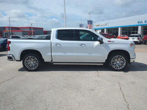 Used 2024 Chevrolet Silverado 1500 LTZ AWD/4WD image 9