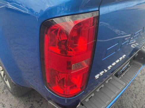 Used 2022 Chevrolet Colorado W/T w/ Custom Special Edition RWD image 21
