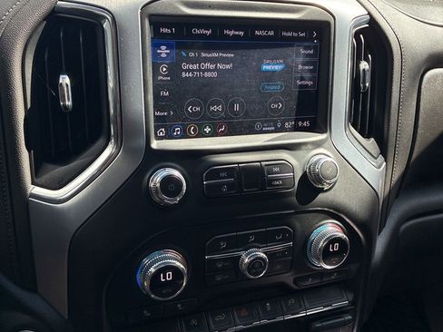 Used 2022 GMC Sierra 1500 Elevation w/ Preferred Package AWD/4WD image 21
