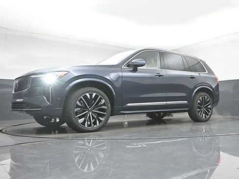 New 2026 Volvo XC90 T8 Ultra w/ Protection Package Premier AWD/4WD image 40