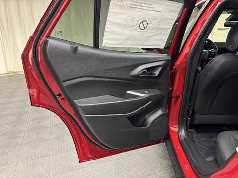 New 2026 Chevrolet Trax RS w/ Sunroof Package image 16