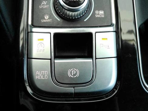 Used 2025 Kia Telluride S AWD/4WD image 52