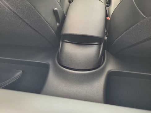 Certified 2024 Nissan Z Performance w/ Floor Mat Package RWD image 17