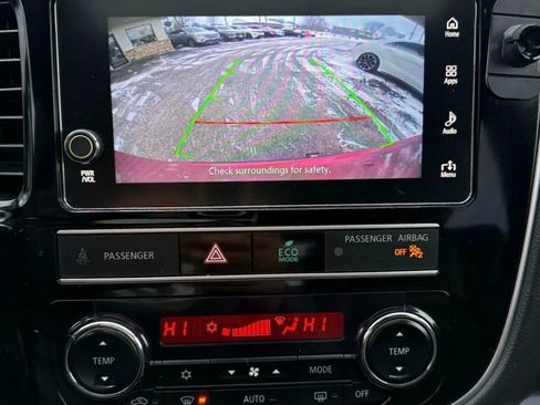 Used 2019 Mitsubishi Outlander LE image 25