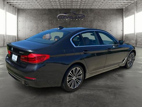 Used 2019 BMW 530i xDrive w/ Convenience Package AWD/4WD image 3