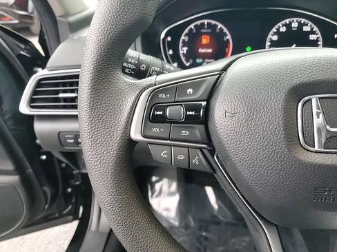 Used 2019 Honda Accord EX image 16