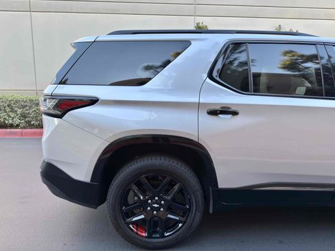 Used 2018 Chevrolet Traverse Premier w/ Redline Edition image 12