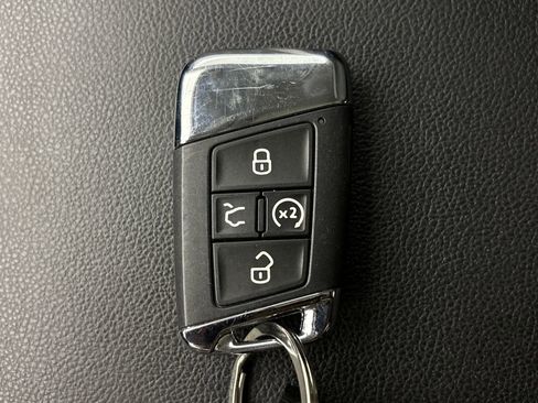Used 2022 Volkswagen Atlas SEL Premium AWD/4WD image 32