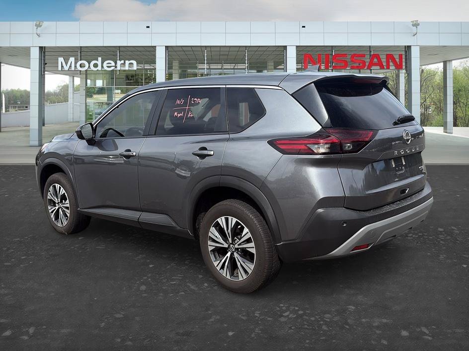 Certified 2023 Nissan Rogue SV FWD image 3