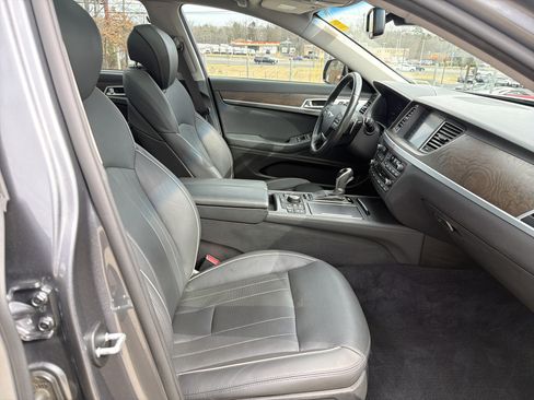 Used 2015 Hyundai Genesis 3.8 w/ Option Group 04 image 33