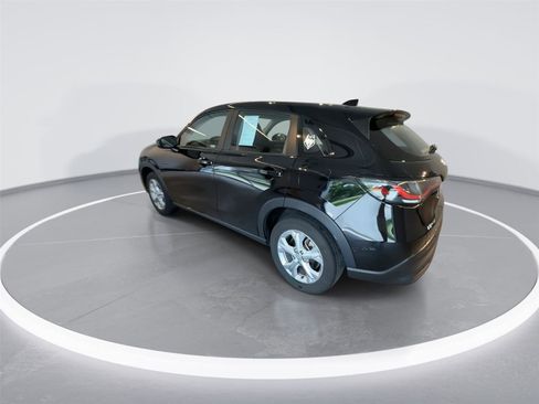 Used 2024 Honda HR-V LX image 5