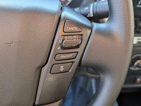 Certified 2025 Nissan Frontier SV image 23