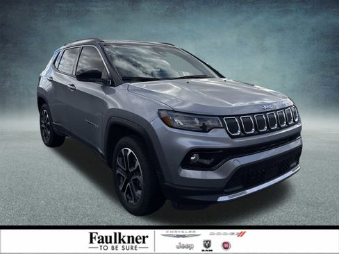 Certified 2022 Jeep Compass Limited w/ Sun and Sound Group image 1