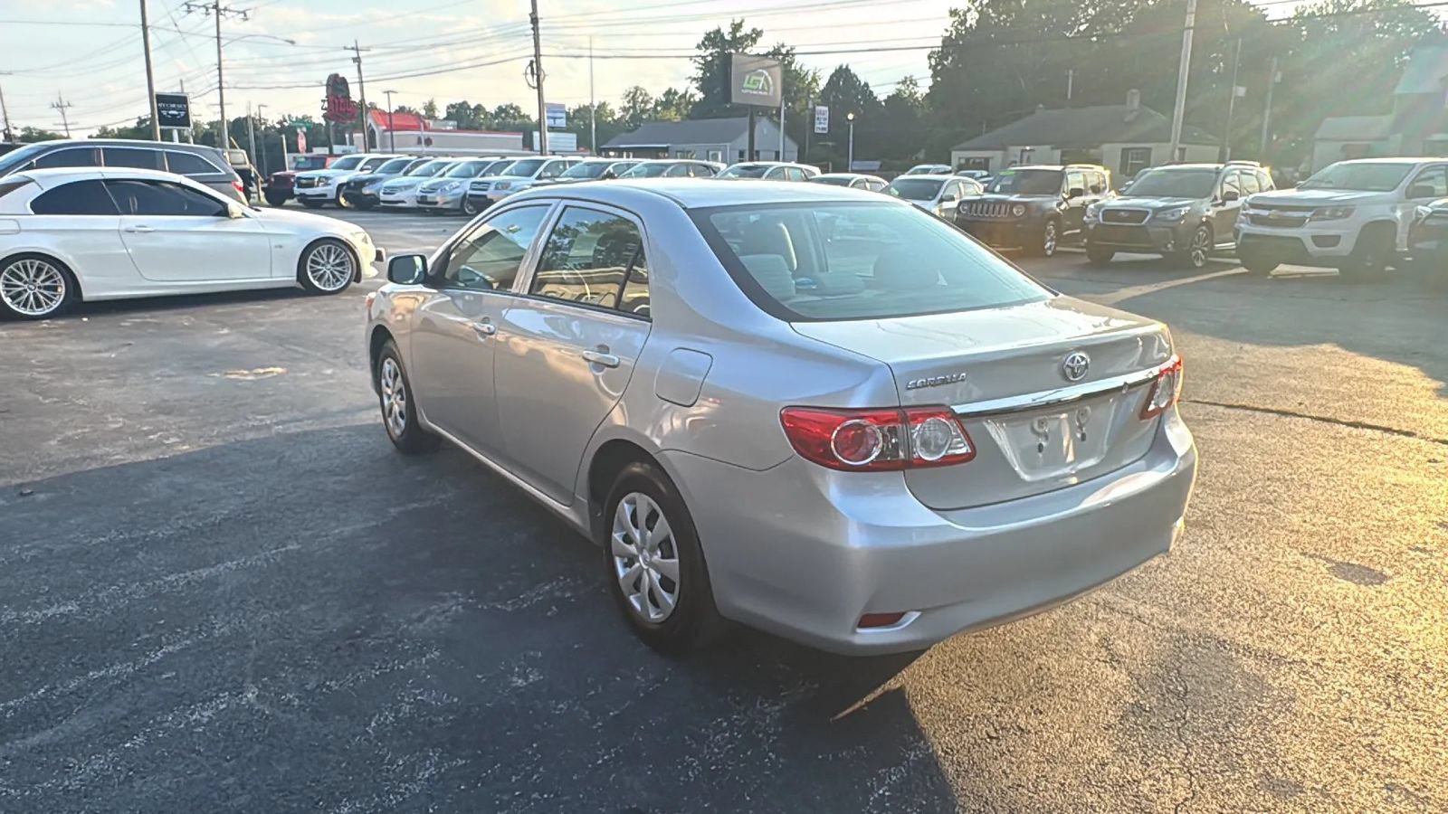 Used 2013 Toyota Corolla L FWD image 5