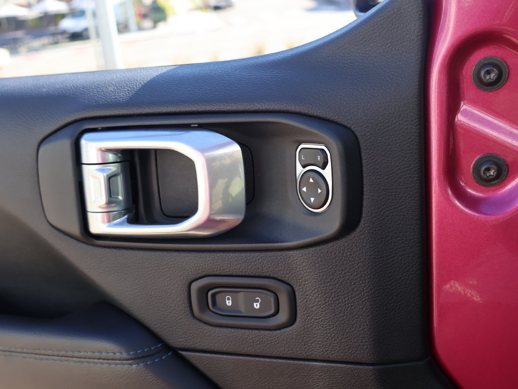 Used 2021 Jeep Wrangler Unlimited Rubicon 4xe w/ Cold Weather Group AWD/4WD image 44