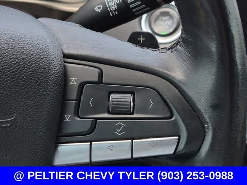 Used 2021 Cadillac XT4 Premium Luxury FWD image 21