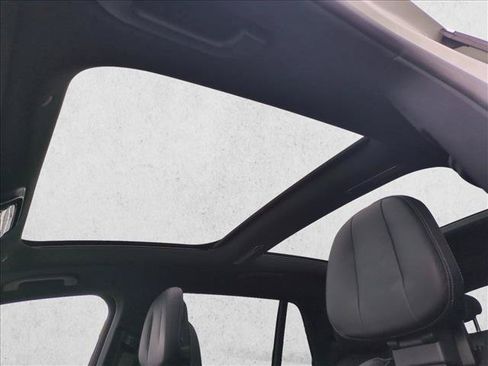 Certified 2023 Mercedes-Benz EQS 580 4MATIC SUV image 16