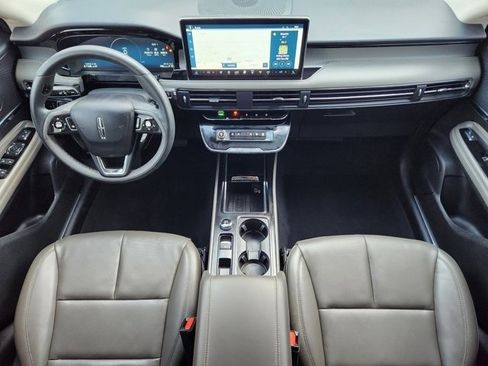 Used 2023 Lincoln Corsair FWD w/ Equipment Group 101A image 25