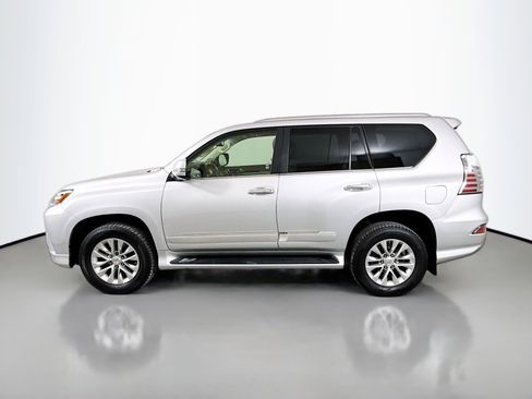 Used 2014 Lexus GX 460 image 4