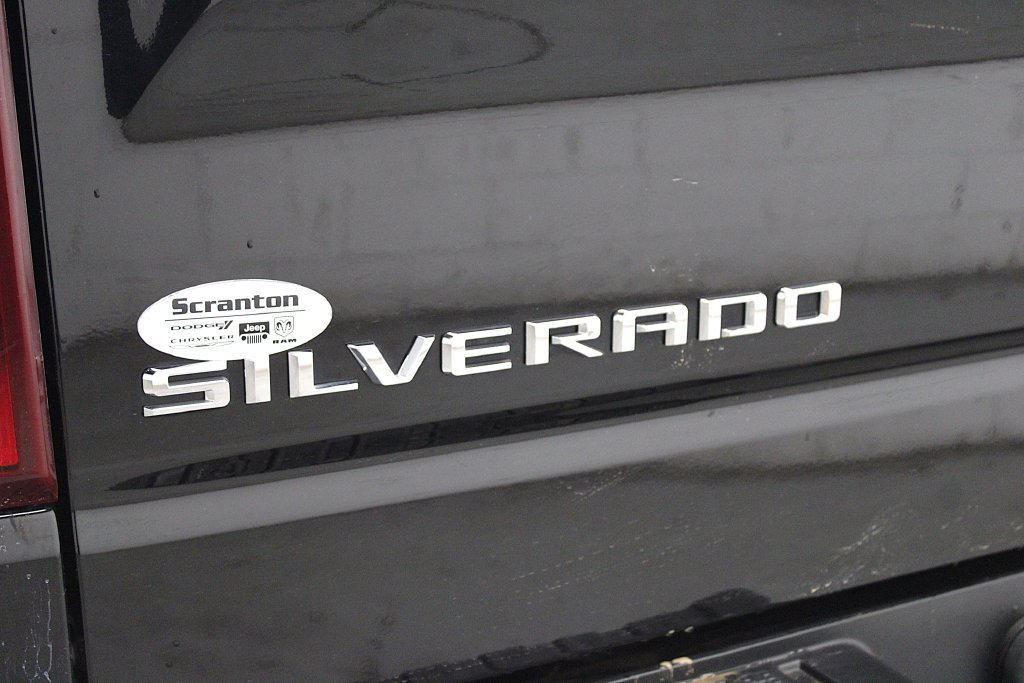 Used 2020 Chevrolet Silverado 1500 Custom w/ Custom Value Package AWD/4WD image 41