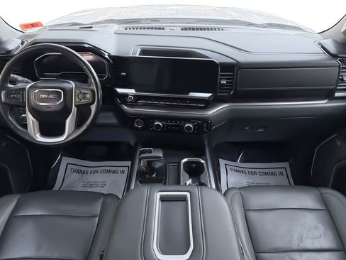 Used 2022 GMC Sierra 1500 SLT w/ SLT Convenience Package image 16