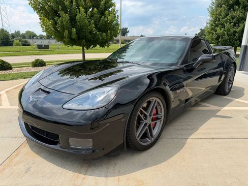 Used 2009 Chevrolet Corvette Z06 RWD image 9