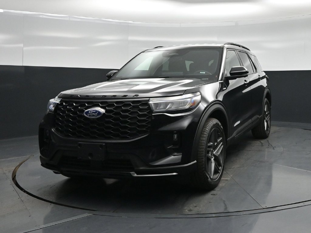 Certified 2026 Ford Explorer ST-Line w/ ST-Line Street Pack AWD/4WD image 51