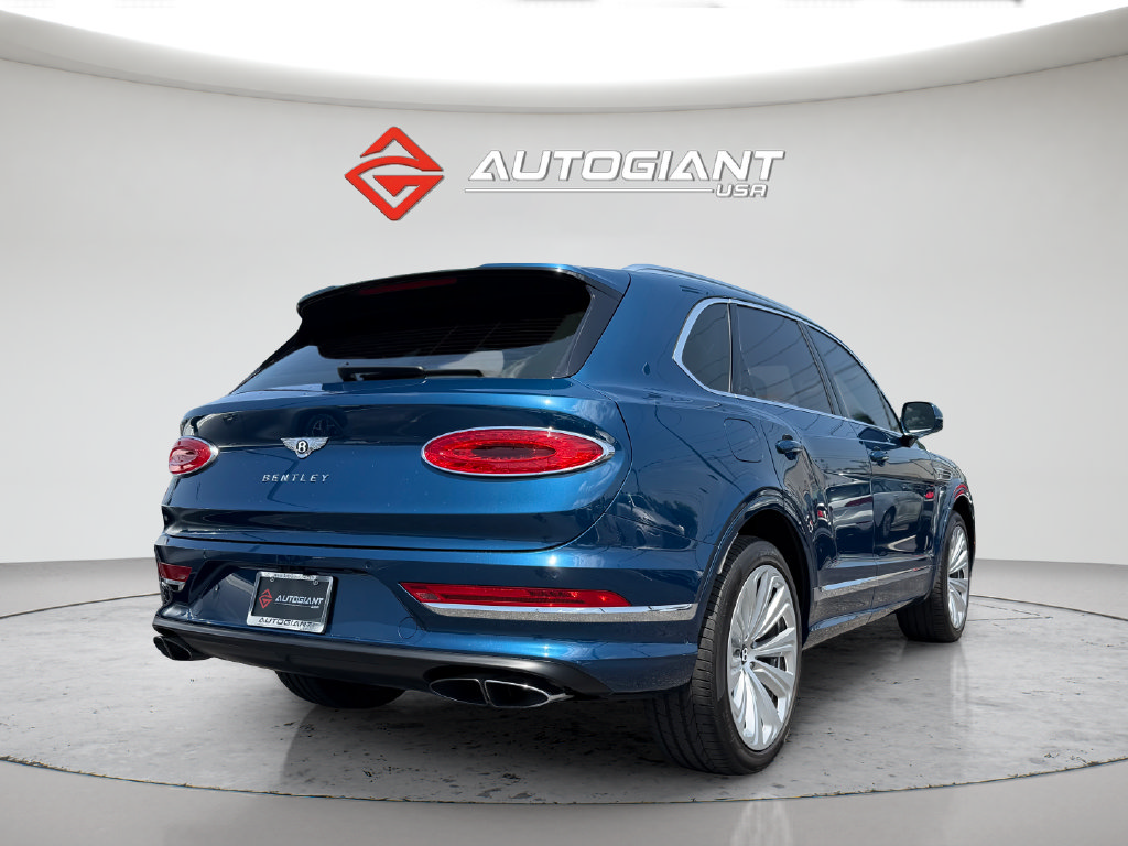 Used 2023 Bentley Bentayga AWD/4WD image 9