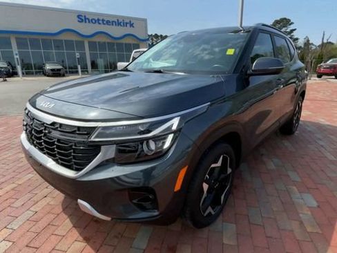 Used 2024 Kia Seltos EX image 5