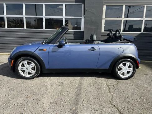 Used 2005 MINI Cooper Convertible image 2