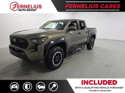 Used 2024 Toyota Tacoma TRD Off-Road AWD/4WD image 3