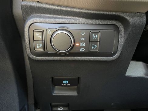 Used 2022 Ford Bronco Wildtrak image 31