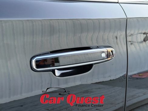 Used 2016 Chevrolet Suburban LTZ AWD/4WD image 28
