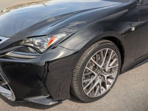 Used 2016 Lexus RC 200t image 9