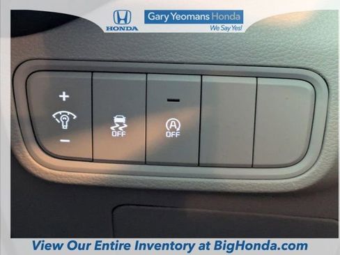 Used 2025 Kia Soul LX w/ LX Technology Package image 23