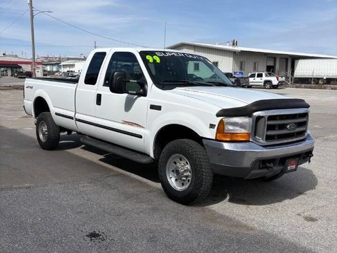 Used 1999 Ford F250 XLT image 1