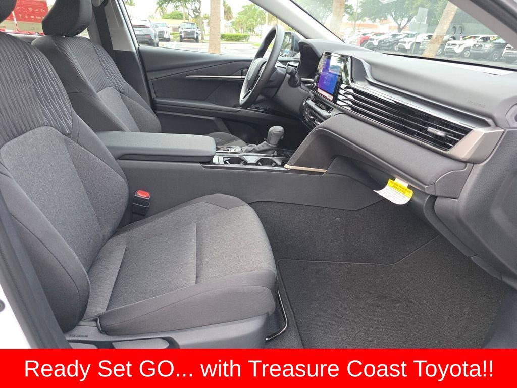 Used 2026 Toyota Camry LE FWD image 16