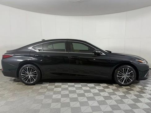 New 2025 Lexus ES 350 w/ Premium Package image 8