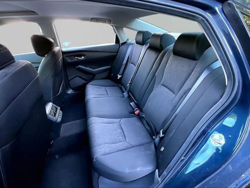 Used 2025 Honda Accord SE image 18